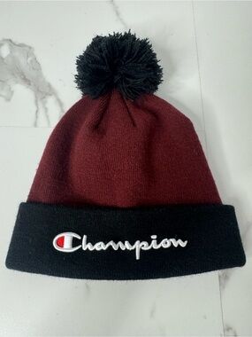 Champion Script Logo Pom Beanie Hat Burgundy Black One Size Winter Cap